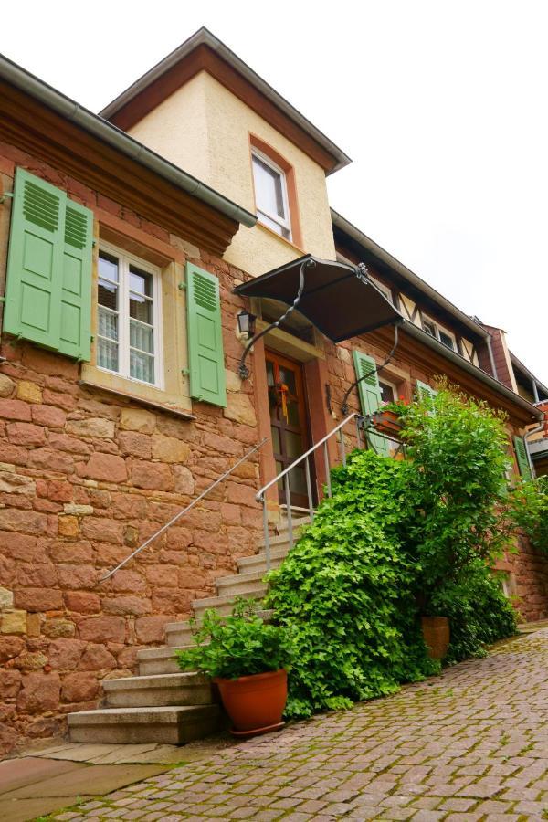 Gaestehaus Zum Weinbauer Rhodt unter Rietburg Kültér fotó